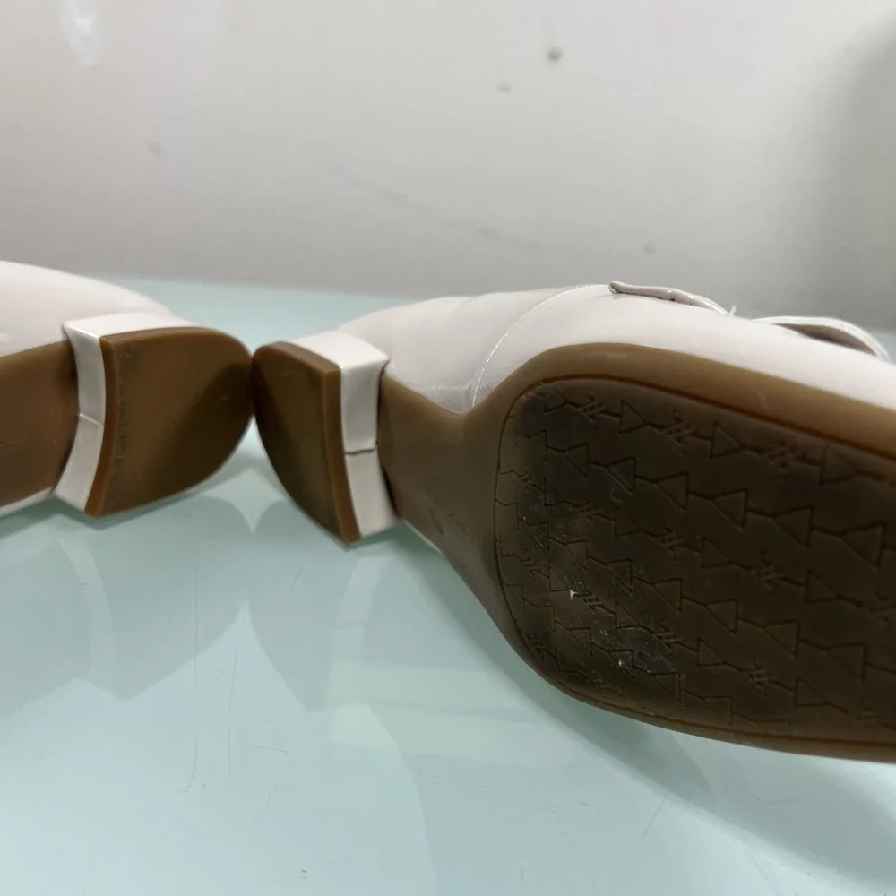 Adrienne Vittadini Cream‎ Patent Loafer 7.5 Block Heel
